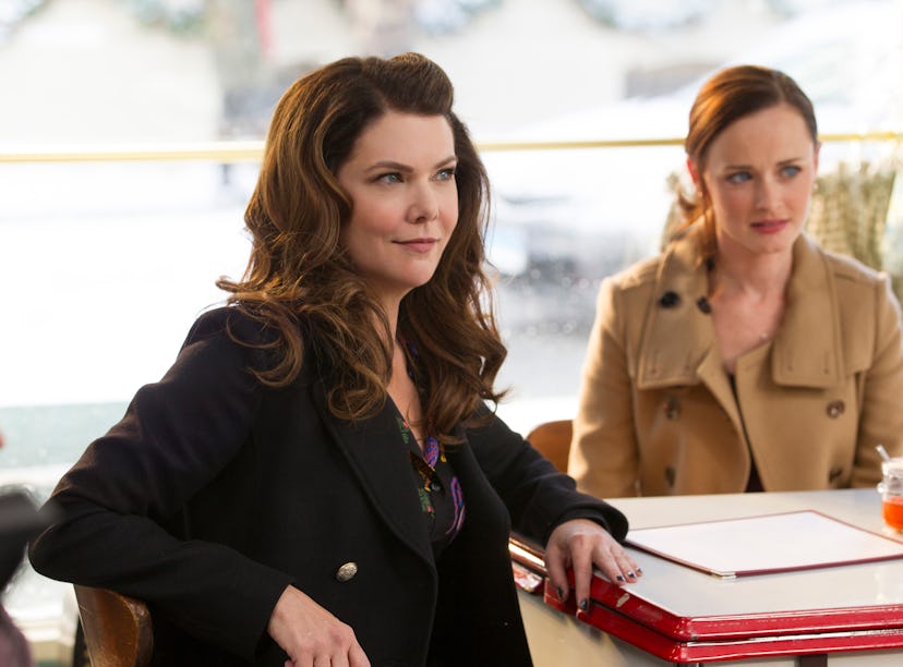 Lauren Graham and Alexis Bledel in 'Gilmore Girls: A Year In The Life'