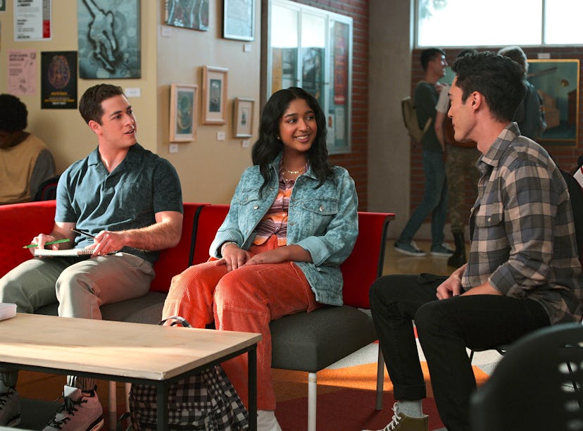 Jaren Lewison as Ben Gross, Maitreyi Ramakrishnan as Devi, Darren Barnet as Paxton Hall-Yoshida in N...