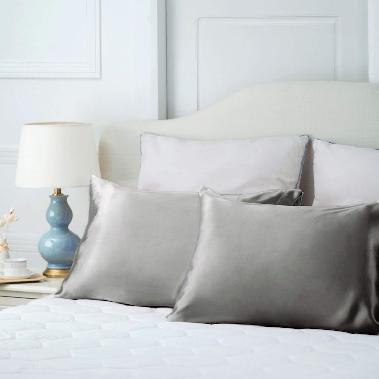 Bedsure Satin Pillowcases (2-Pack)