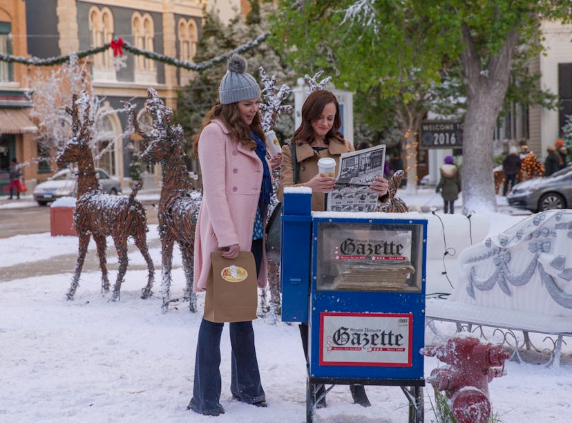 The Warner Bros. Studio in Hollywood is transforming into Stars Hollow from 'Gilmore Girls' for thei...