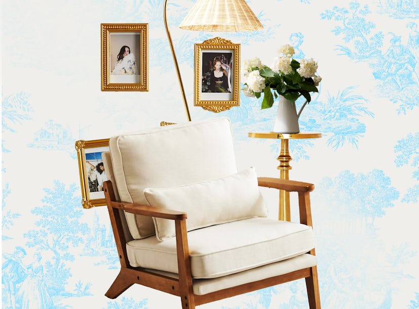 How to create a Nancy Meyers-inspired dorm room.